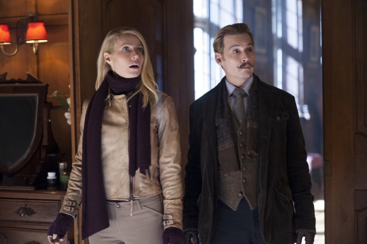 格温妮丝·帕特洛和约翰尼·德普在mortdecai
