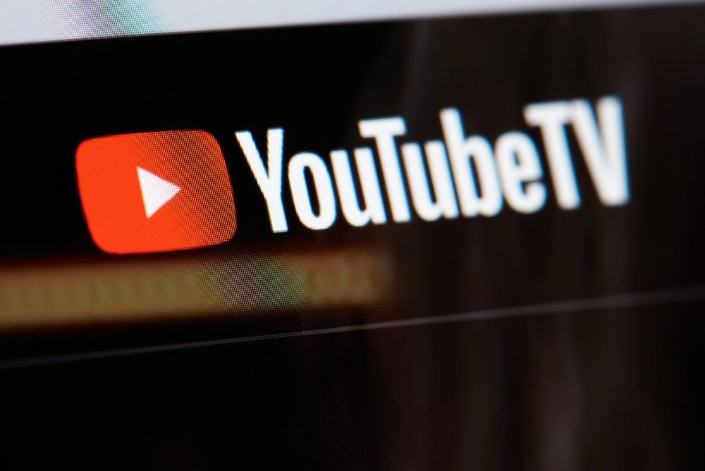 屏幕上的YouTubetv标志